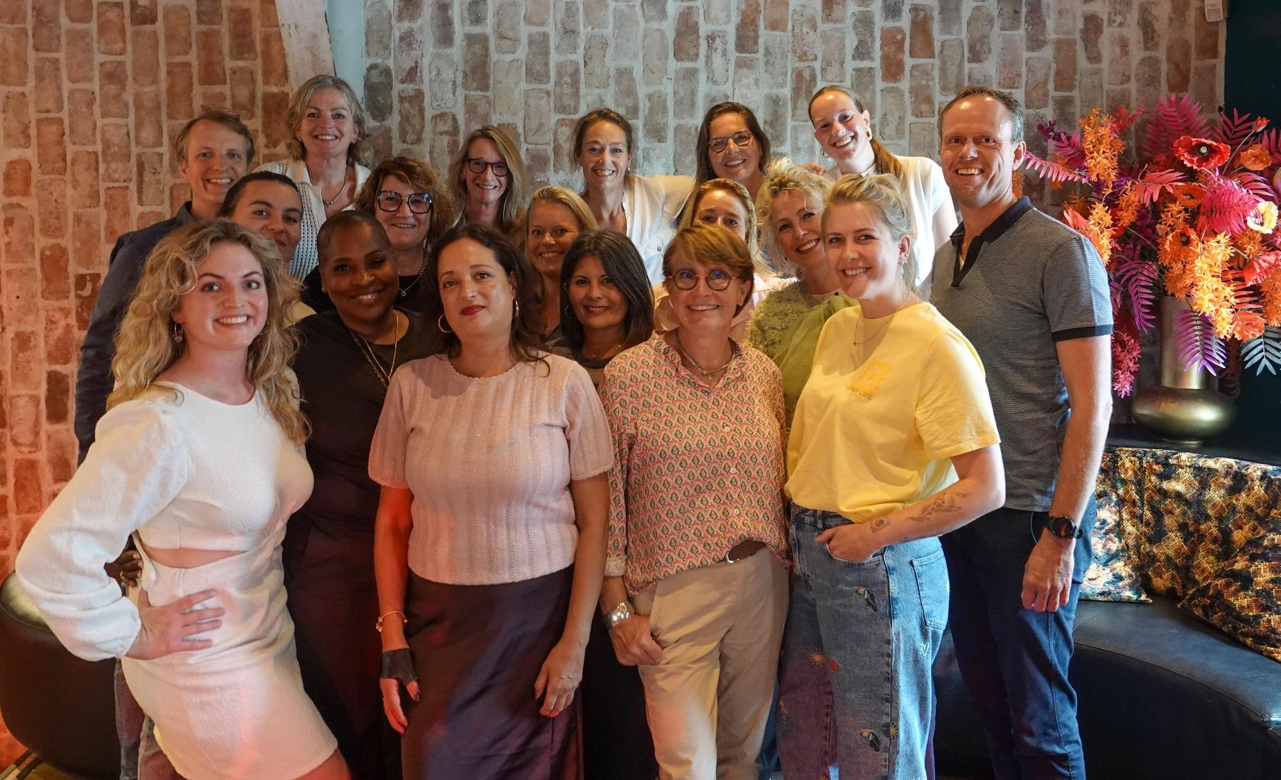 ortho-aan-de-zaan-ons-team-groepsfoto